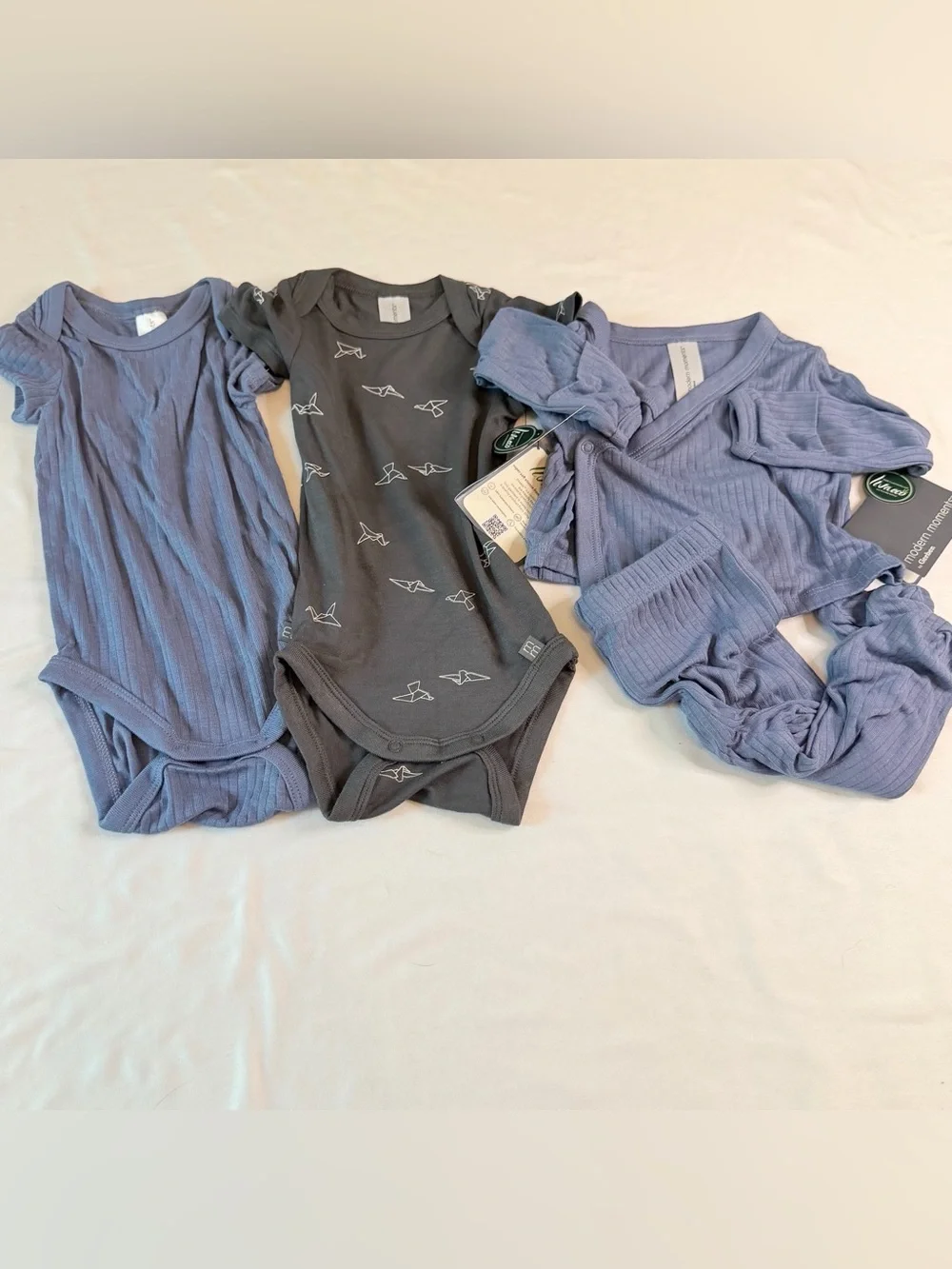 Modern Moments by Gerber Baby Outfit Bundle 0-3M Sleepers & Bodysuits Set NWT